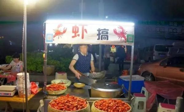 男子醉酒后呕吐窒息而死,同桌“酒友”都担责?法院判了! 男子醉酒后呕吐窒息而死,同桌“酒友”都担责?法院判了!