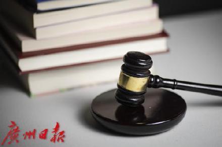 保价1.1万元古董钟损坏，物流公司只赔500元？ 法院这样判